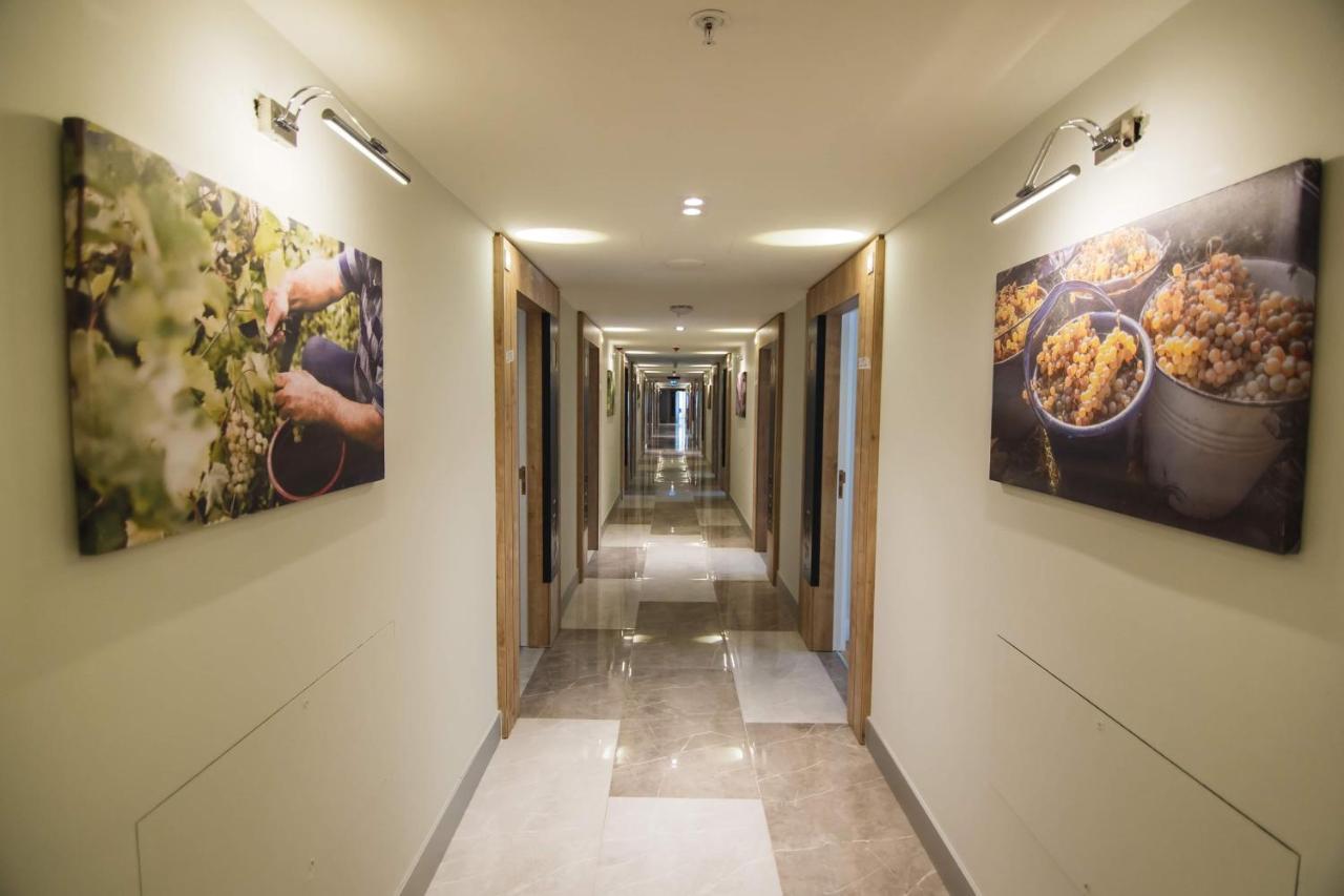 Orbi City Suite Batumi Exterior photo